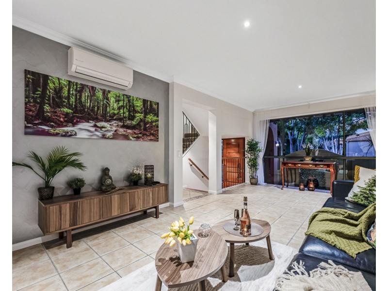 46/20 Fairway Drive, Clear Island Waters QLD 4226