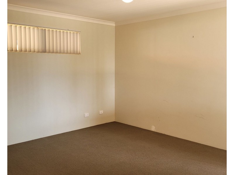 208 Almond Ave, Bakers Hill WA 6562