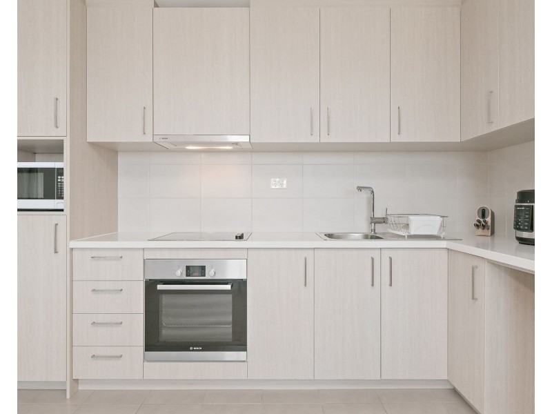 704/18 Cecil Avenue, Cannington WA 6107