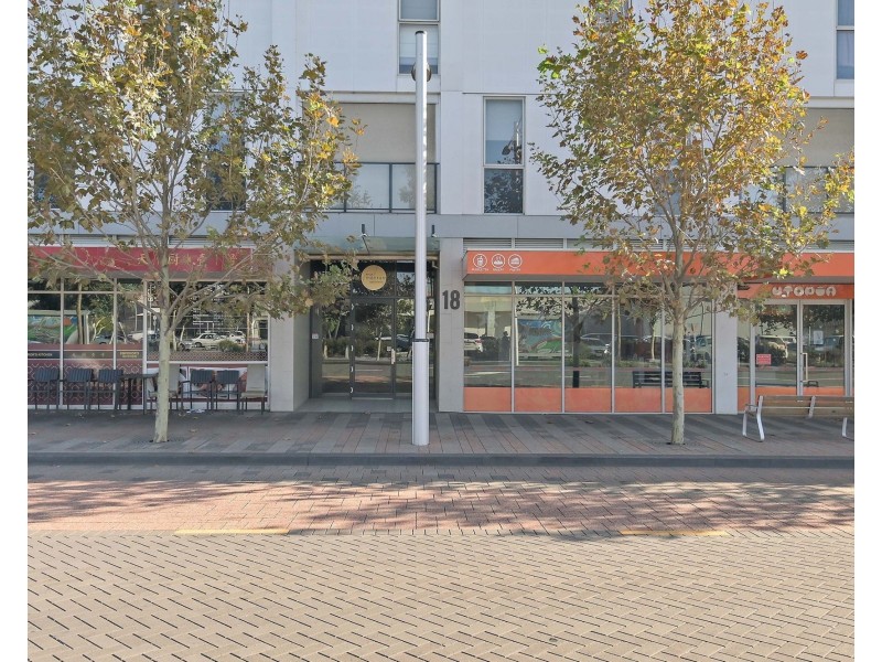 704/18 Cecil Avenue, Cannington WA 6107