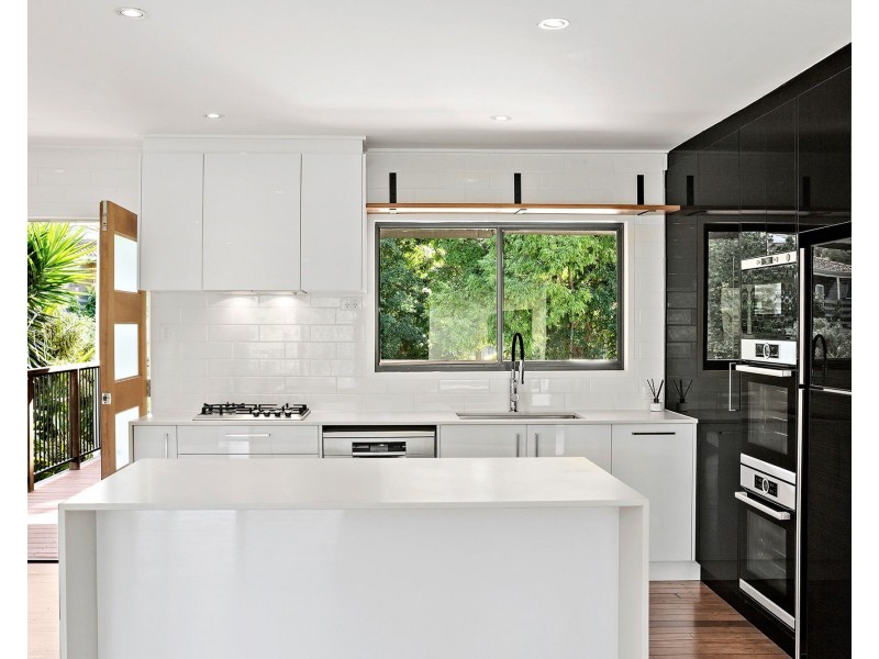 8 Cycas Street, Arana Hills QLD 4054