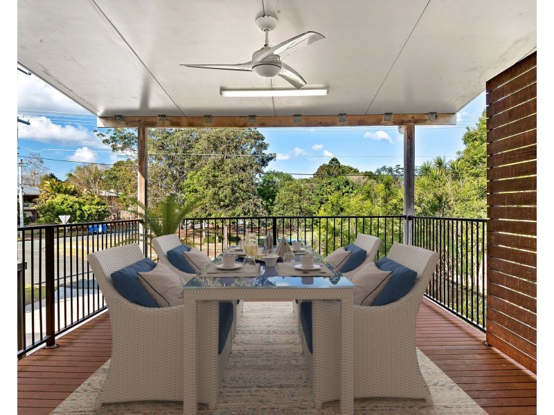 8 Cycas Street, Arana Hills QLD 4054