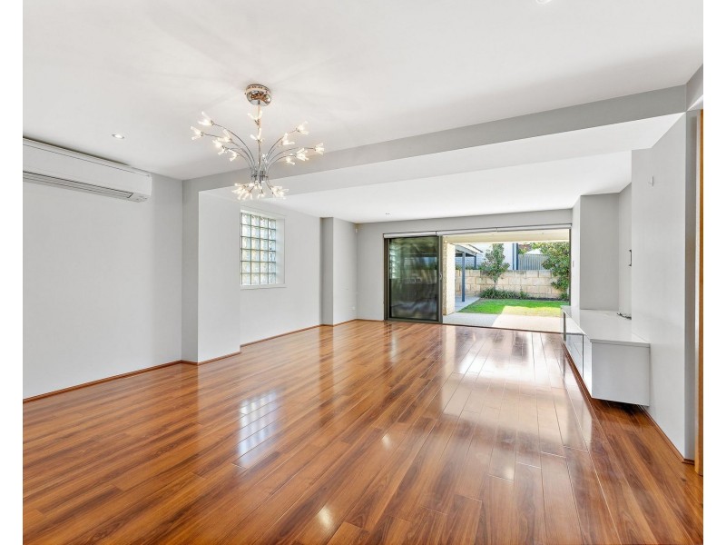 10 Briald Place, Dianella WA 6059