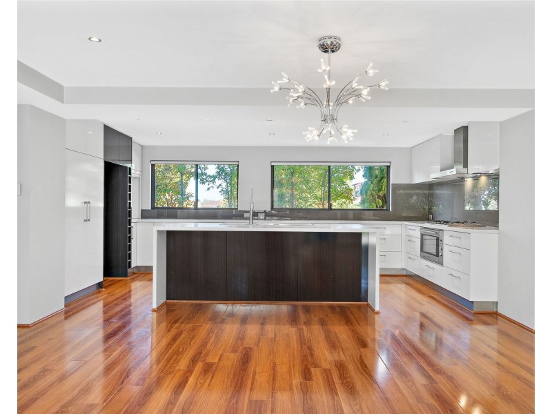 10 Briald Place, Dianella WA 6059