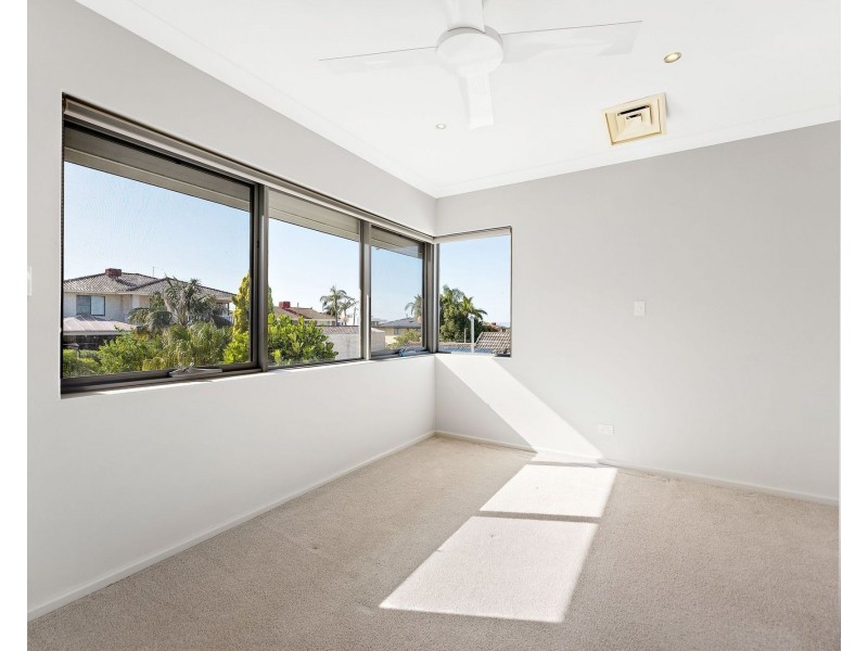 10 Briald Place, Dianella WA 6059