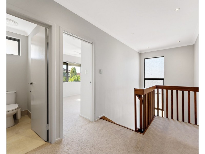 10 Briald Place, Dianella WA 6059