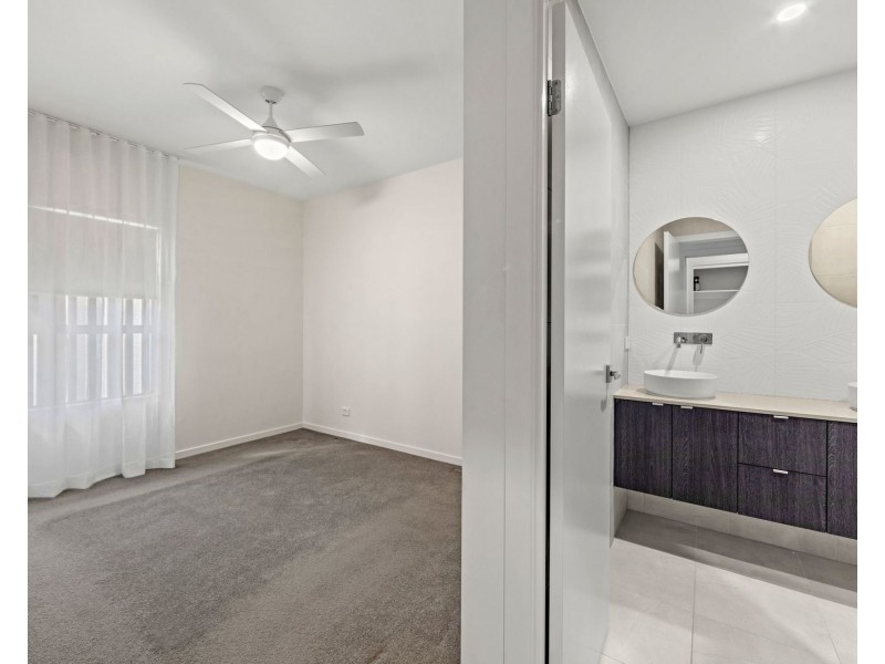 22/30 Careel Close, Helensvale QLD 4212