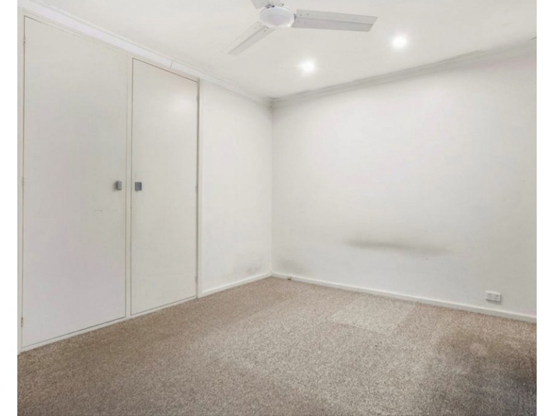 34 Lyndhurst Street, Dianella WA 6059