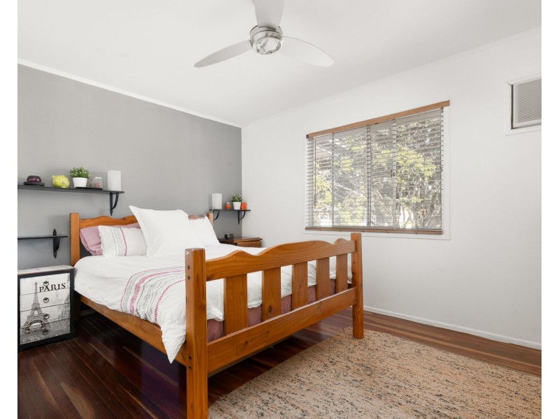 51 Rinnicrew Street, Bracken Ridge QLD 4017