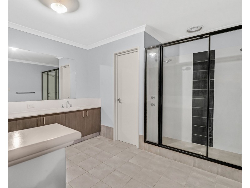 8 Mercury Tce, Byford WA 6122