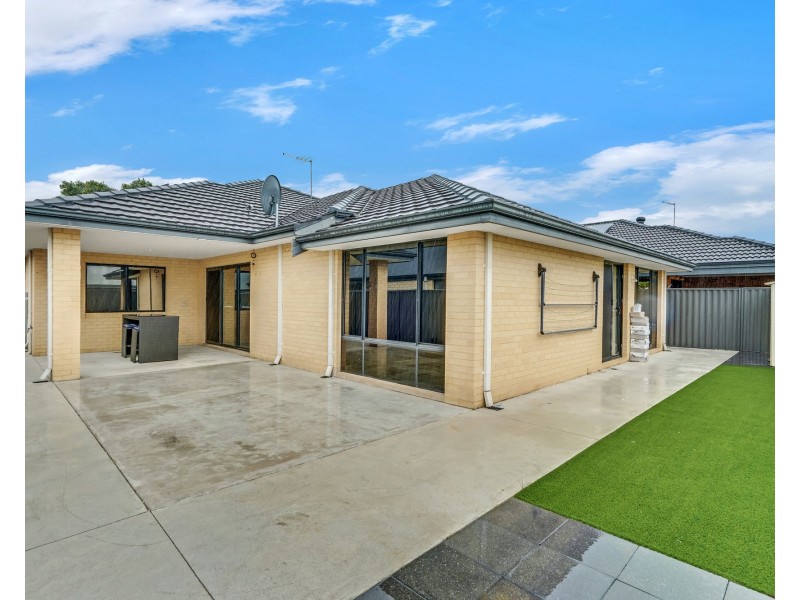 8 Mercury Tce, Byford WA 6122