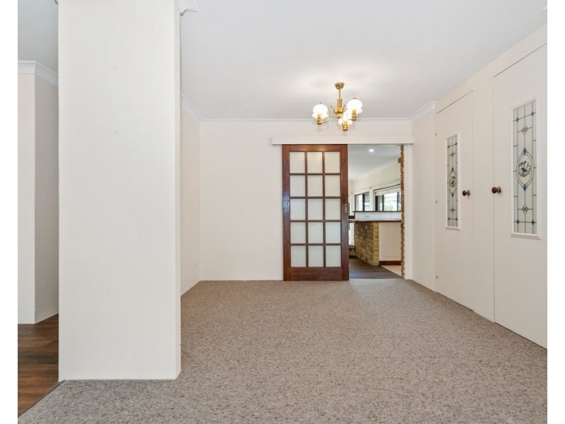 10 Cederdale Way, Safety Bay WA 6169