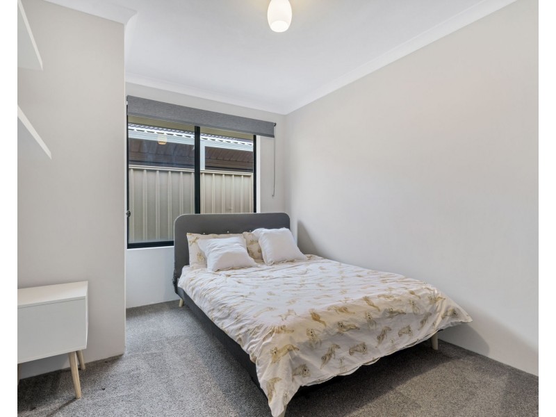 39 Stokesay Street, Orelia WA 6167