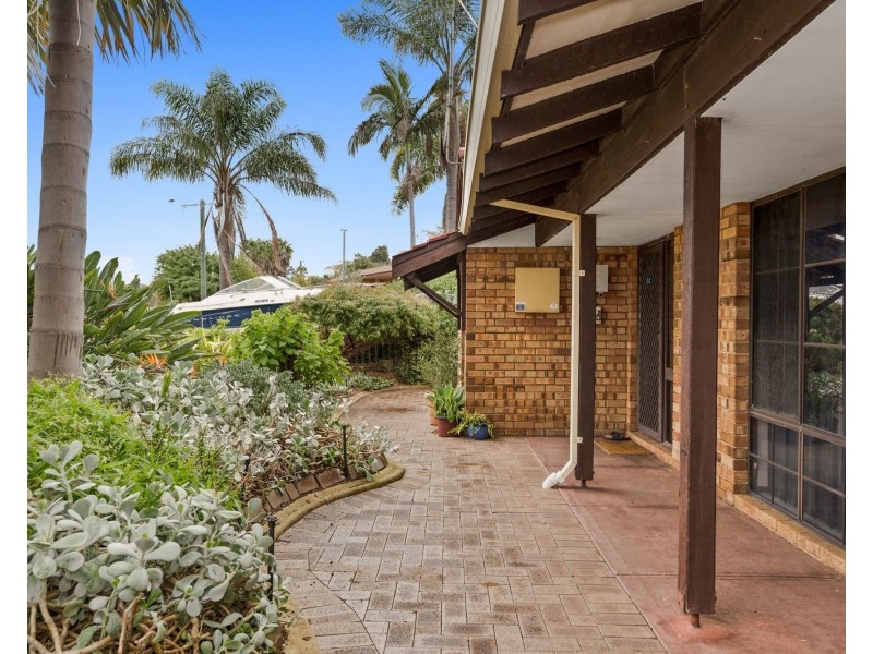 10 Fordred, Parmelia WA 6167