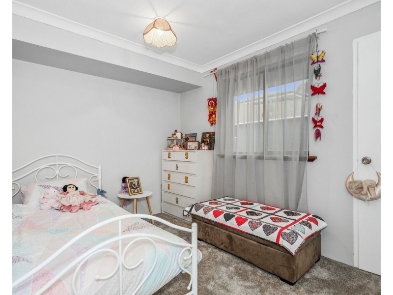 10 Fordred, Parmelia WA 6167