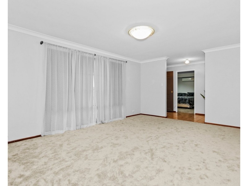 10 Fordred, Parmelia WA 6167