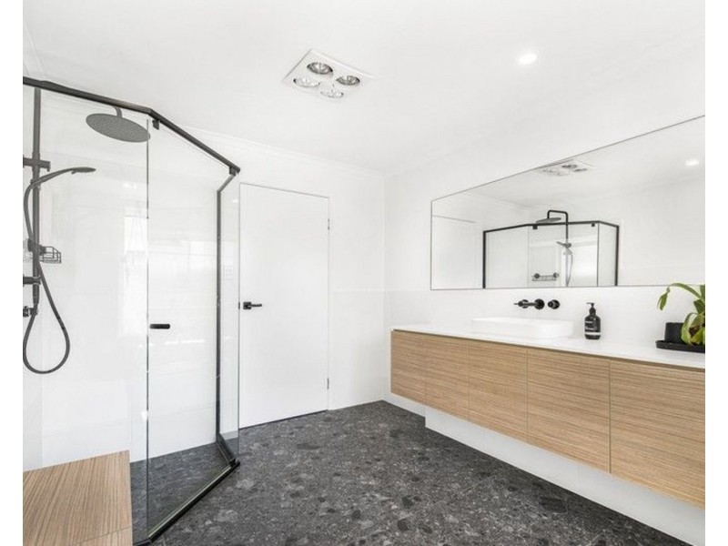 39 Boronia Crescent, Marcoola QLD 4564