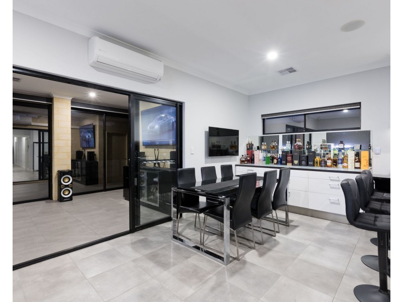 16 Witham Close, Applecross WA 6153