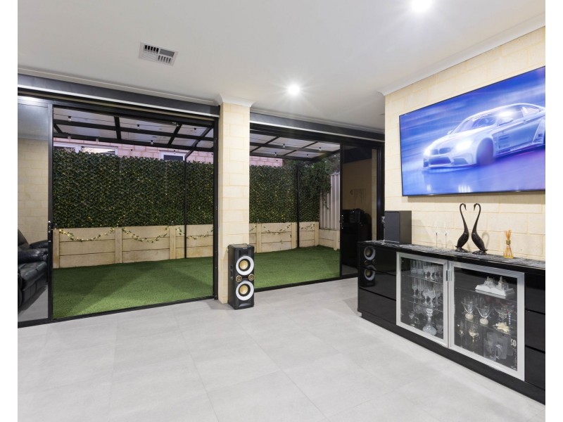 16 Witham Close, Applecross WA 6153
