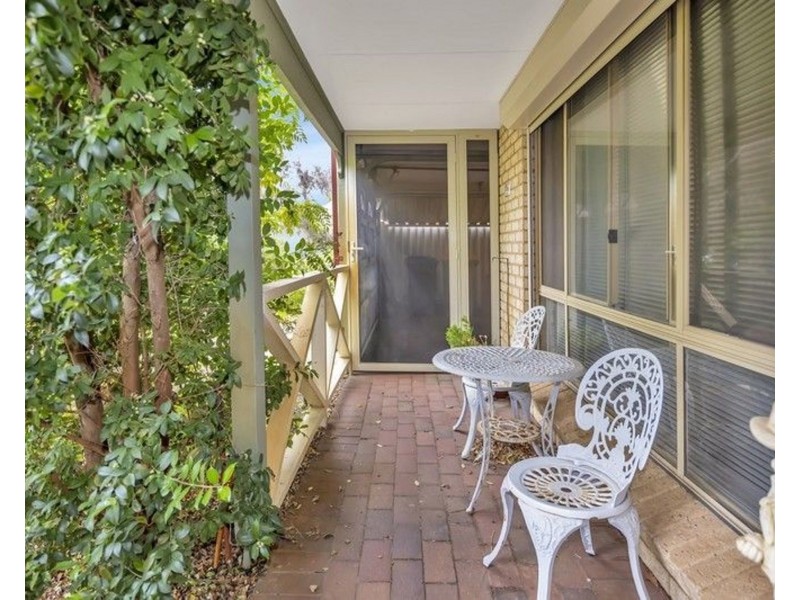 7 Allora Close, Dudley Park WA 6210