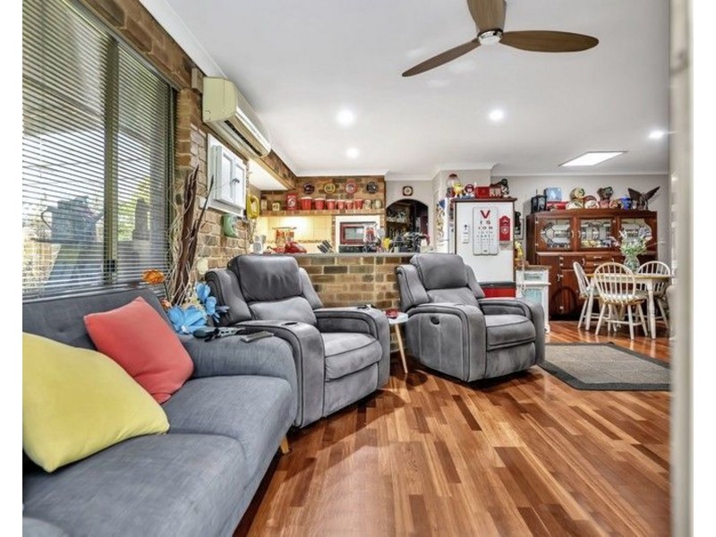 7 Allora Close, Dudley Park WA 6210