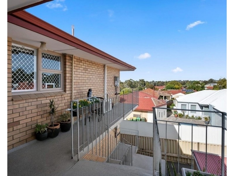 7/137 NORTHLAKE ROAD, Willagee WA 6156