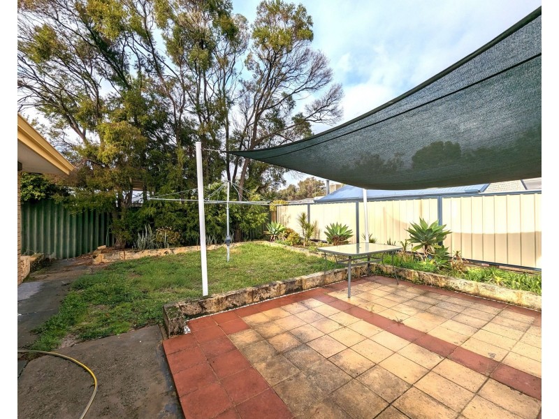 12 Manxton Way, Lynwood WA 6147