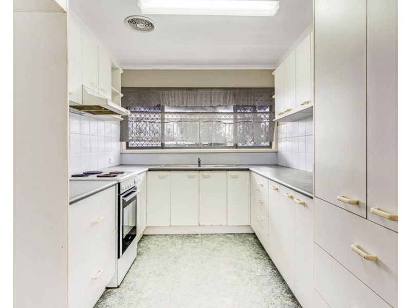 16 Susanne Street, Southport QLD 4215