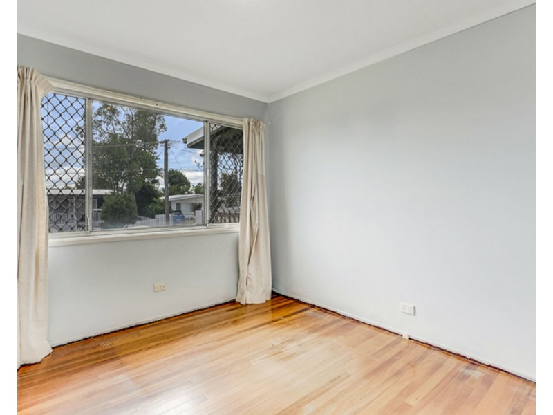 16 Susanne Street, Southport QLD 4215