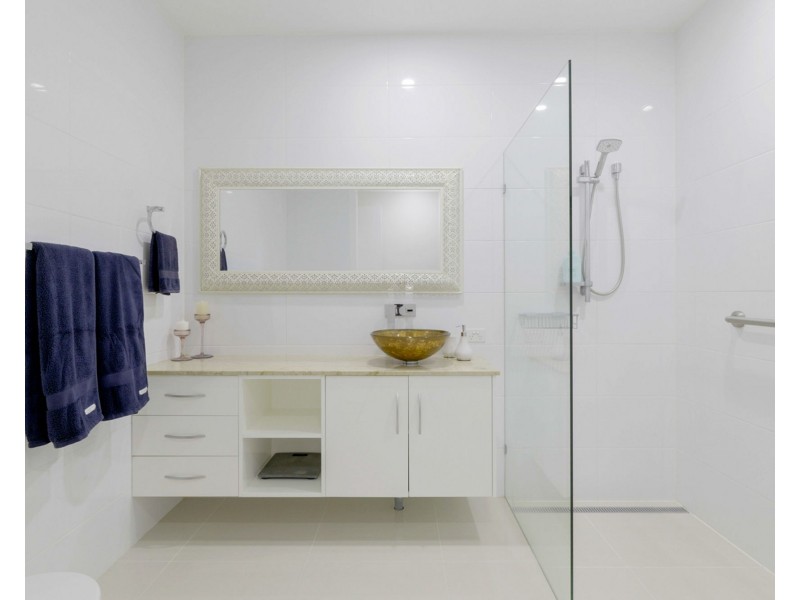 13 Francis Court, Pelican Waters QLD 4551