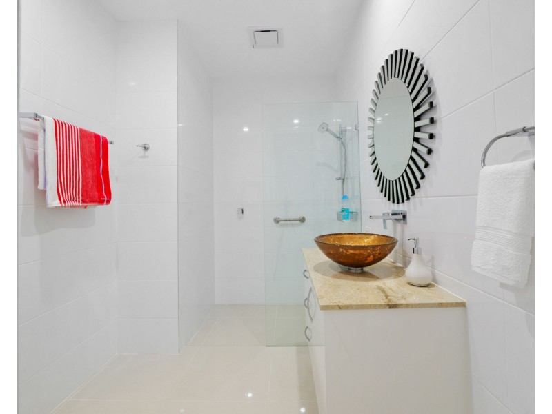 13 Francis Court, Pelican Waters QLD 4551