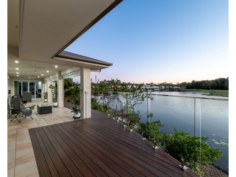 13 Francis Court, Pelican Waters QLD 4551