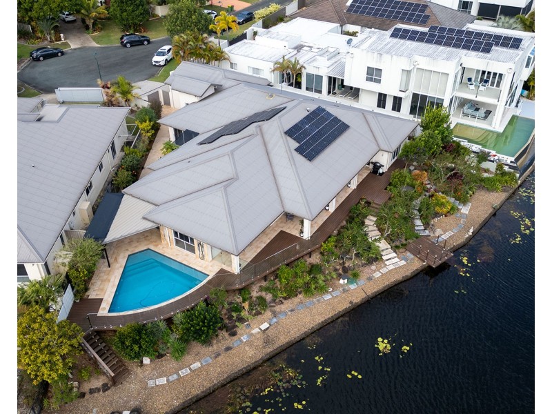 13 Francis Court, Pelican Waters QLD 4551
