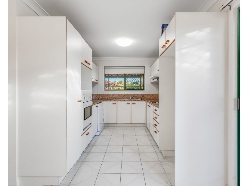 18/26 Seventeenth Avenue, Brighton QLD 4017