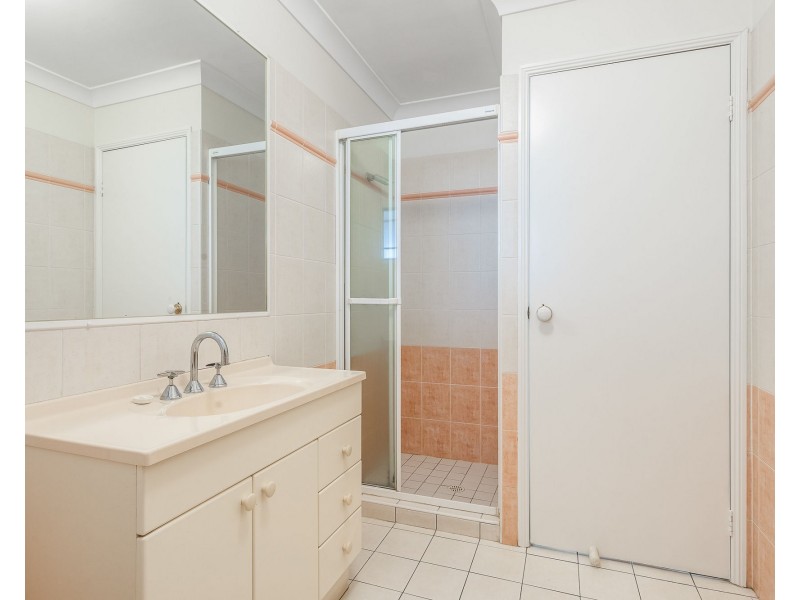 18/26 Seventeenth Avenue, Brighton QLD 4017