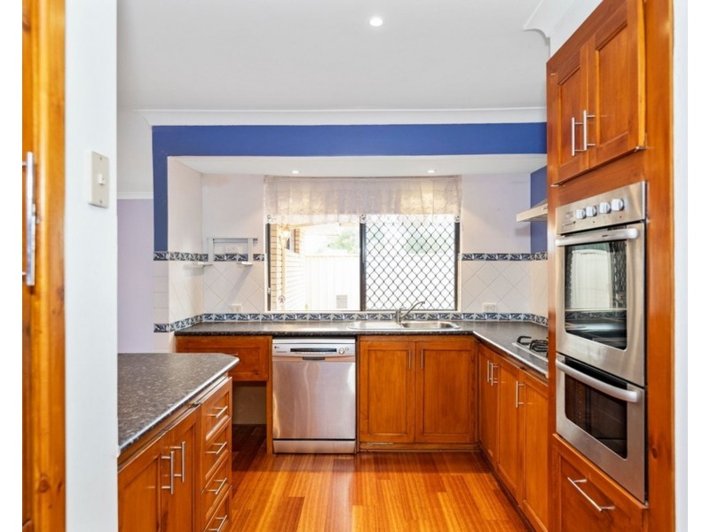 45 Carina Circle, Halls Head WA 6210