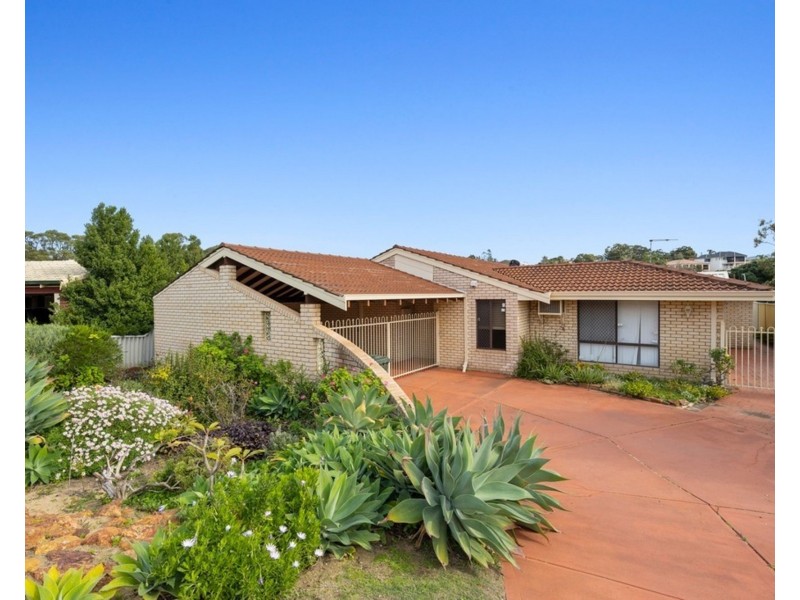 45 Carina Circle, Halls Head WA 6210