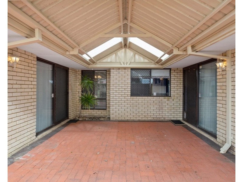45 Carina Circle, Halls Head WA 6210