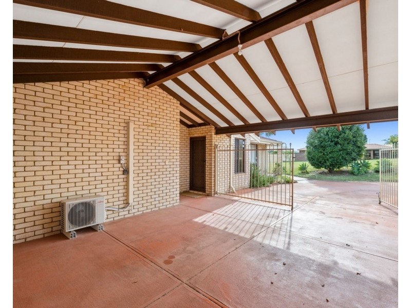 45 Carina Circle, Halls Head WA 6210