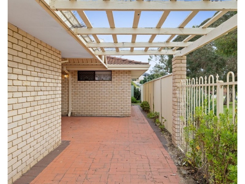 45 Carina Circle, Halls Head WA 6210