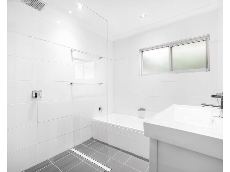 10 Macquarie Street, Capalaba QLD 4157