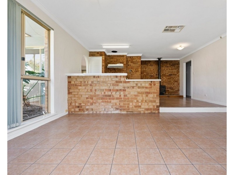 8 Atherton Close, Greenfields WA 6210