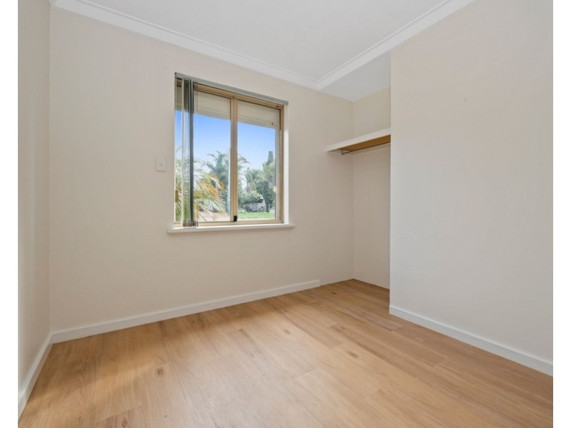 8 Atherton Close, Greenfields WA 6210