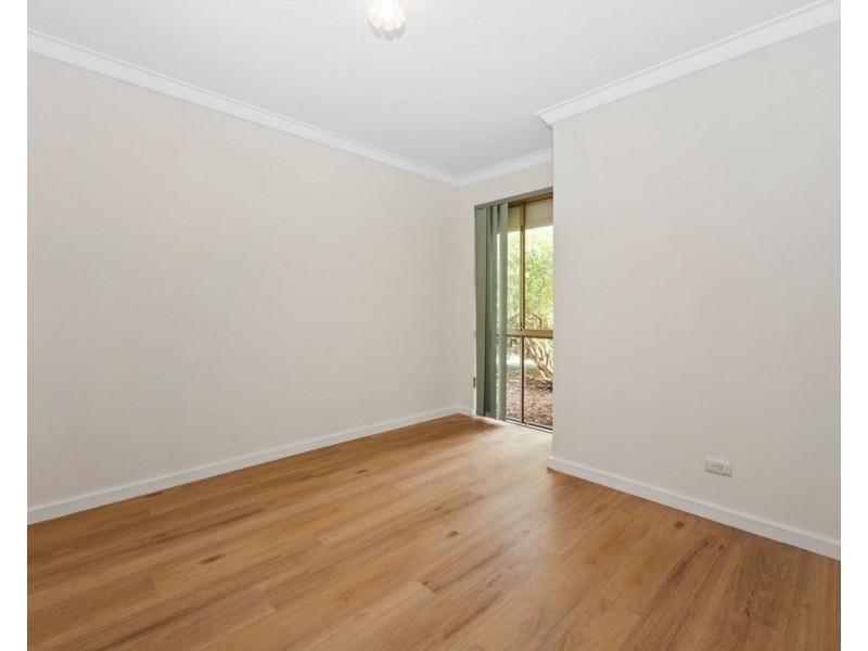 8 Atherton Close, Greenfields WA 6210