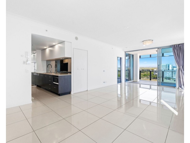 2704/25-31 East Quay Drive, Biggera Waters QLD 4216