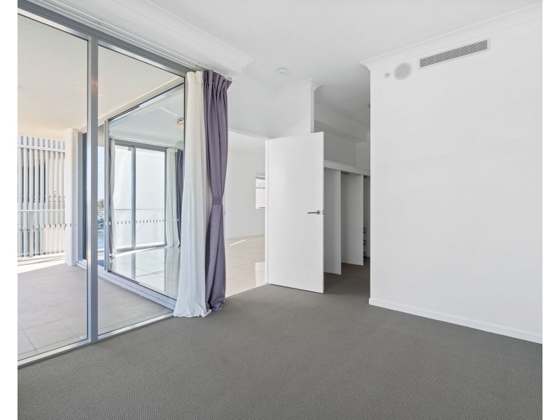 2704/25-31 East Quay Drive, Biggera Waters QLD 4216