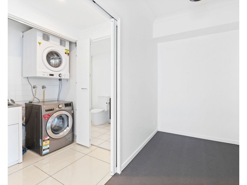 2704/25-31 East Quay Drive, Biggera Waters QLD 4216