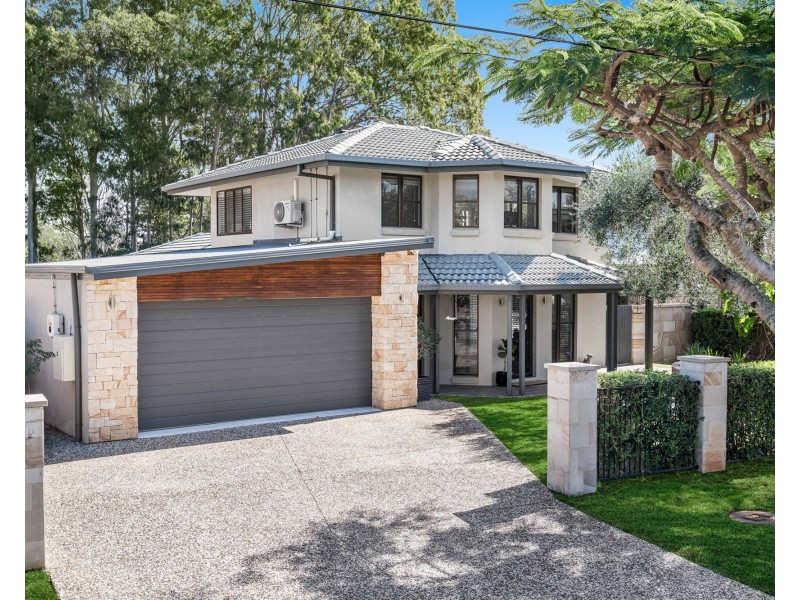 4 Joseph Place, Ormiston QLD 4160