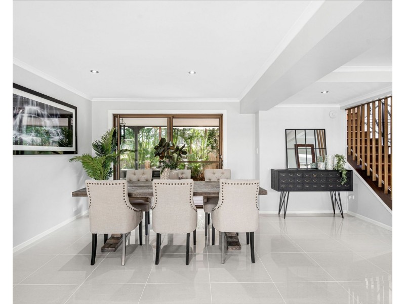 4 Joseph Place, Ormiston QLD 4160