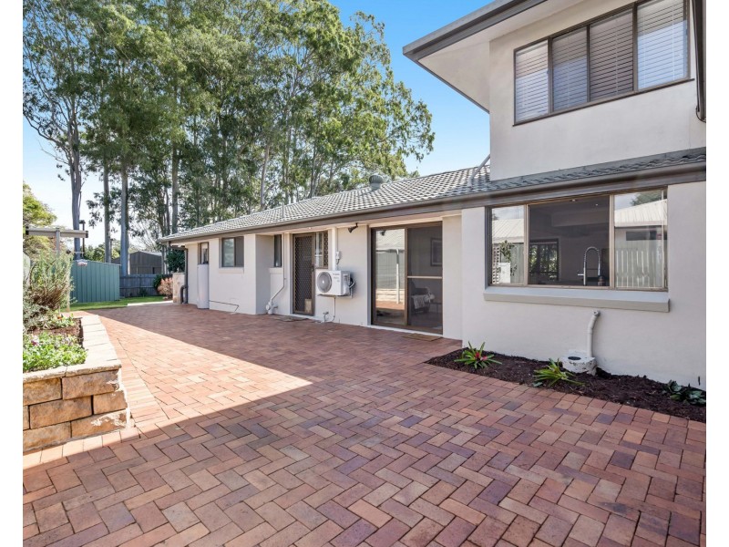 4 Joseph Place, Ormiston QLD 4160